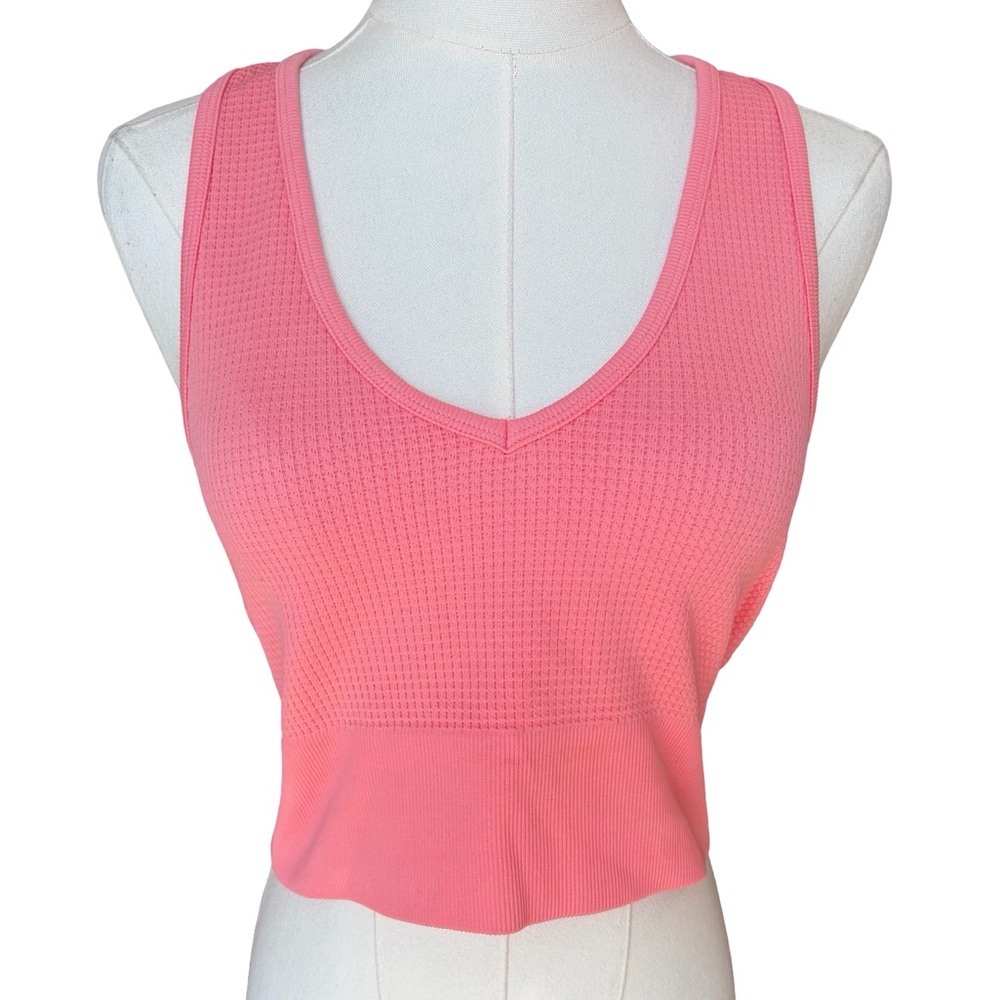 3/$15 NWOT! 90 Degree by Relfex Pink Sleeveless V-Neck Knit Crop Top L